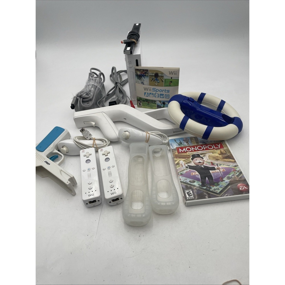 Nintendo Wii Console Bundle RVL-001+Cables+Controllers+Nunchucks+Wii Sports+Game